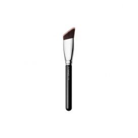 M.A.C 171s Smooth-Edge All Over Face Brush